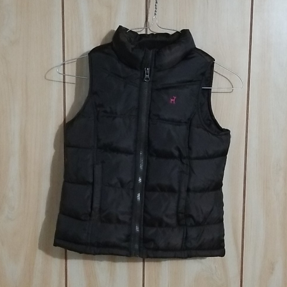 🧥Old Navy girls puffer vest size (s)